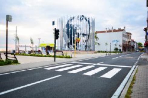 Mudanya caddeleri yaza hazır hale geldi