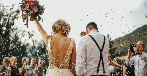 Düğünlerde yemek ve ikram yasağı kaldırıldı