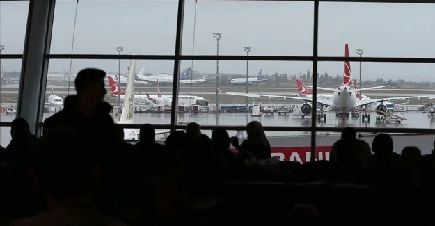 İstanbul'da uçuşlara yağmur engeli