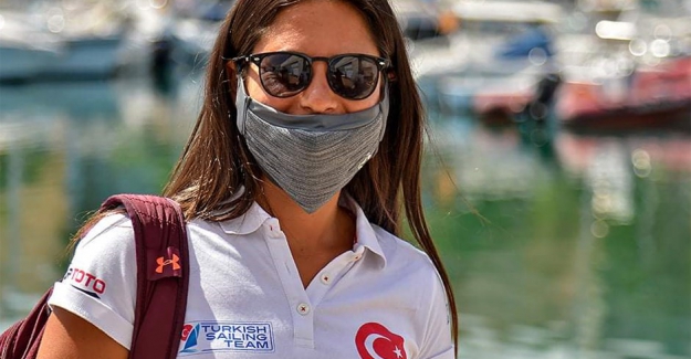 Milli sörfçü Dilara Uralp, İspanya'da katıldığı yarışta ikinciliği elde etti