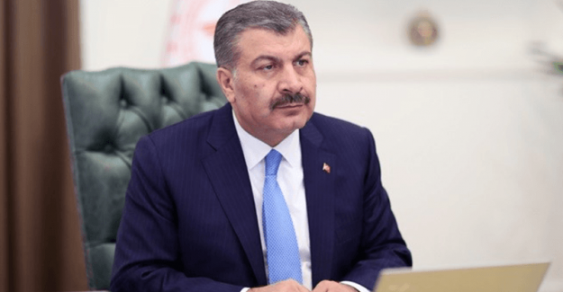 Sağlık Bakanı Koca: Maskelerin yüzümüzü terlettiği son yaz bu yaz olacak