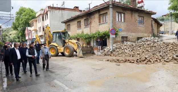 Trilye'de sel baskını ve yaralar sarılmaya başlandı