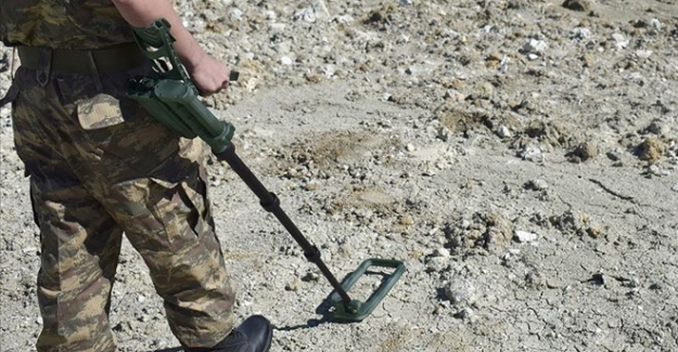 Yüksekova'da yol araması yapan time roketli saldırı