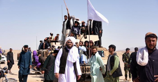 Afganistan'da Taliban'ın ilerleyişi sürüyor