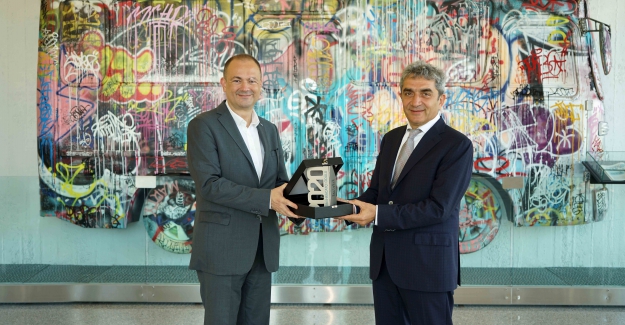 Bursa Karsan, OİB’nin 2020 Altın İhracat Ödülü’nü Aldı!