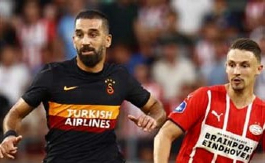 Galatasaray, deplasmanda PSV'ye 5-1 mağlup oldu