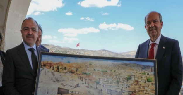 KKTC Cumhurbaşkanı Tatar: Arkamızda güçlü Türkiye var, hiçbir zaman oyuna gelmeyeceğiz!