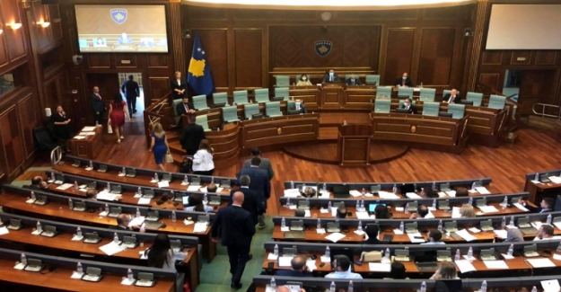 Kosova Meclisi, Srebrenitsa Soykırımı'nı kınadı