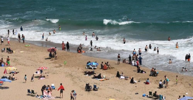 Millet sahillere yığıldı; Belediye başkanından çağrı, "Başka yere gidin"