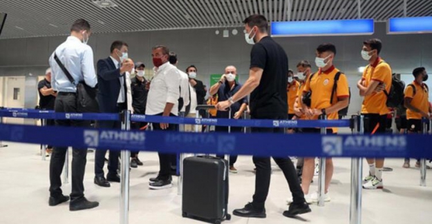 Tarihi skandal: Galatasaray futbol takımı, Yunanistan'a giremedi!..