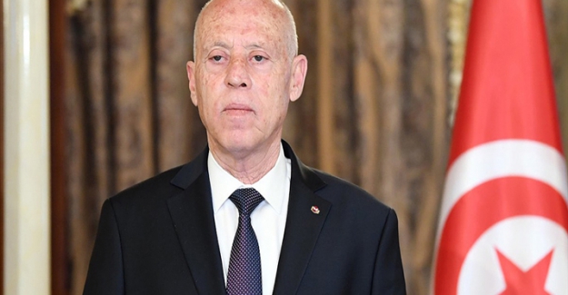 Tunus'ta Cumhurbaşkanı Said, Başbakanı görevden aldı, meclisin yetkilerini dondurdu