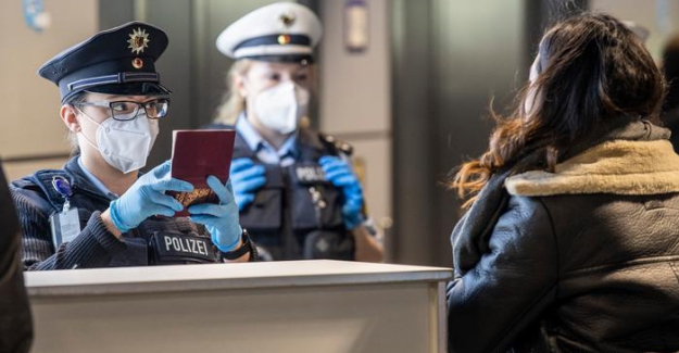 Almanya ülkeye girişlerde "test zorunluluğu" getirdi