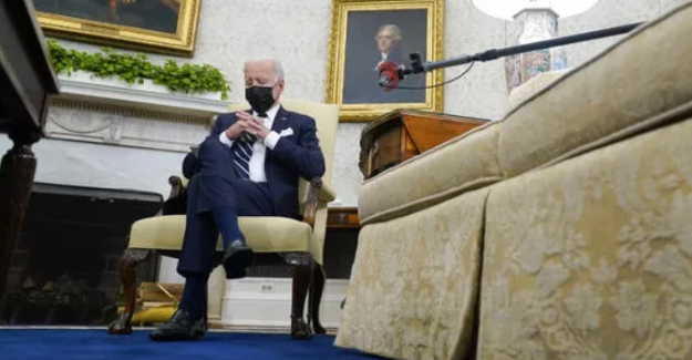 Biden, basın dahil herkesin gözü önünde uyuyakaldı