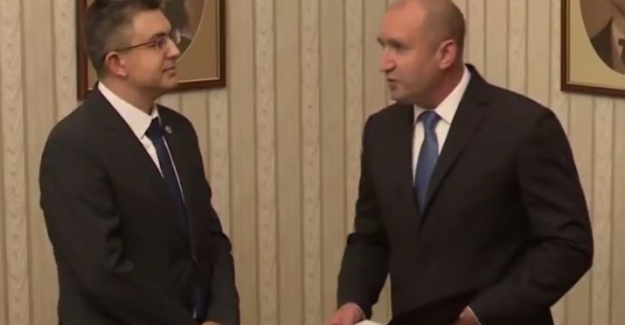 Bulgaristan’da hükümeti kurma görevi Plamen Nikolov’a verildi