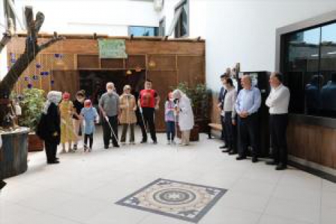 İnegöl Belediyesi'nden Görme Engellilere destek