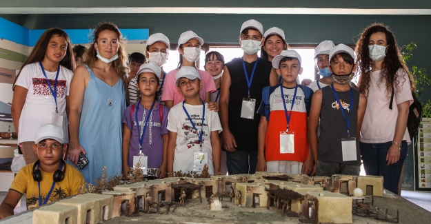 Köylerinin geleceği olacaklar