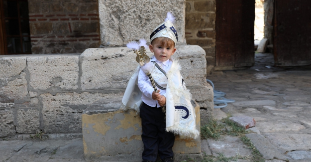Kuzey Makedonya’da toplu sünnet şöleni