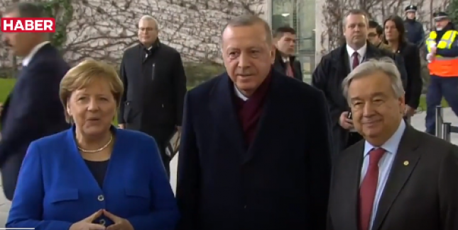 Almanya'nın İlk Kadın Şansölyesi 'Angela Merkel'
