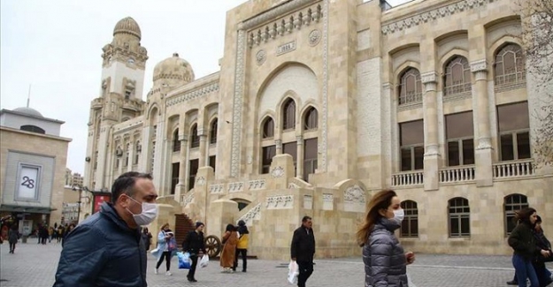 Azerbaycan'da yeniden yüz yüze eğitim başlıyor