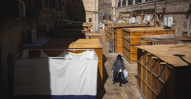 İsrailliler Sukot Bayramını bu yıl daha az kısıtlamayla kutluyor