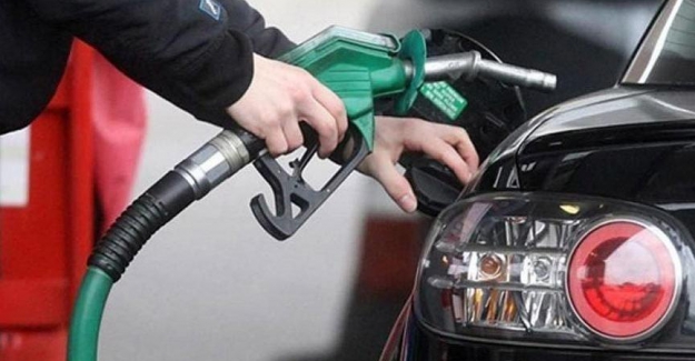 Benzin fiyatları 44 kuruşluk zam ile 8,47 liraya yükseldi
