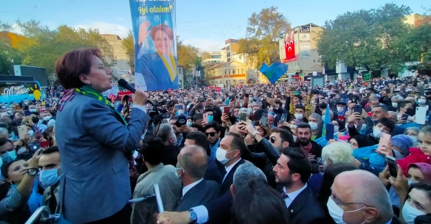 Meral Akşener'in Bursa Orhangazi'deki ziyareti mitinge dönüştü
