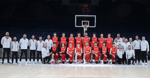 12 Dev Adam basınla buluştu