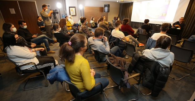 Anadolu arkeolojisinin fotoğraflarını hikâyeleriyle paylaştı