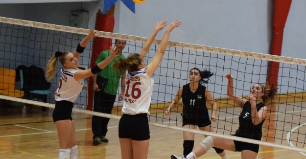 Nilüfer’in genç sultanları sezona galibiyetle başladı