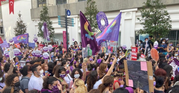 Yüz Karası Olaylar Durmuyor: "10 Günde 13 Kadın Öldürüldü!.."