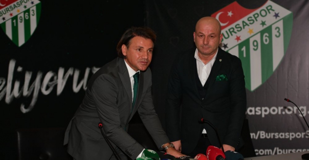 Bursaspor'un Yeni Teknik Direktörü Tamer Tuna İçin İmza Töreni Düzenlendi