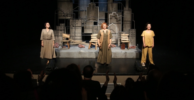 İBB Şehir Tiyatroları Nilüfer’de sahne aldı