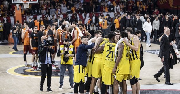 ING Basketbol Süper Ligi'nde Galatasaray Nef 76-86 Fenerbahçe Beko