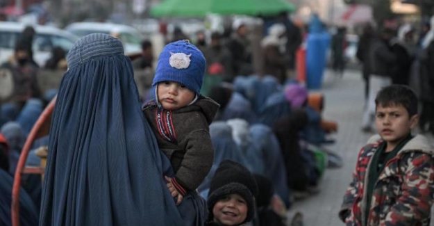 Afgan halkı yoksulluktan organlarını ve evlilik için 11-12 yaşındaki kız çocuklarını satıyorlar