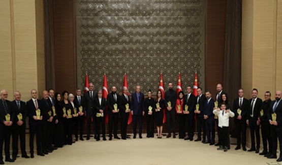 Cumhurbaşkanı Erdoğan: “Türkçemizi yaşatmadan milletimizin geleceğine güvenle bakamayız”