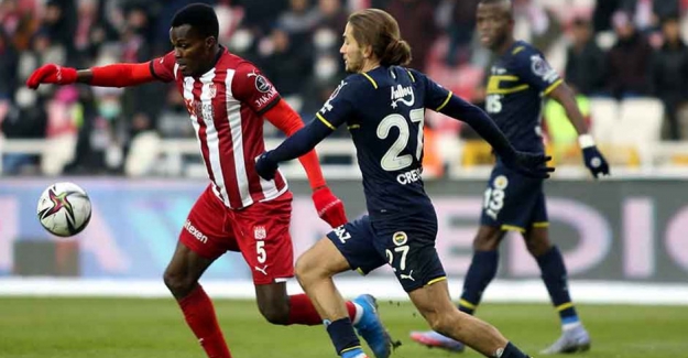 Demir Grup Sivasspor - Fenerbahçe: 1-1