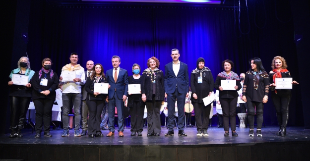 Kültür Akademisi’nde sertifika heyecanı