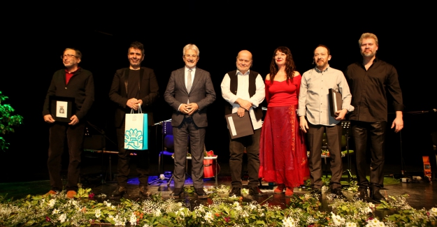 Nâzım Hikmet 120. yaş gününde anıldı