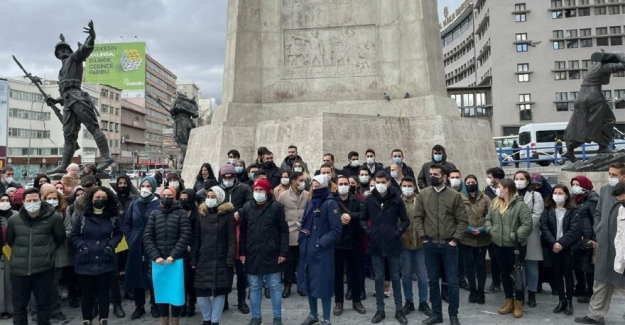 Öğretmen adaylarından ‘mülakat’ protestosu