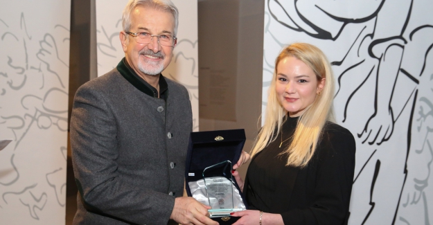 Sağlık Çalışanlarına Adanmış Ödüller verildi