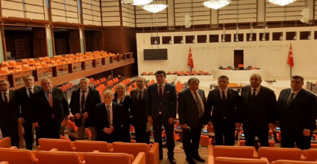 Ukrayna heyeti, Türkiye Büyük Millet Meclisi'ni ziyaret etti