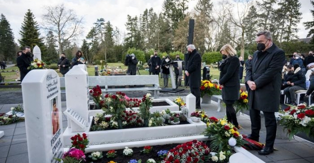 Almanya Irkçılıkla Yüzleşmeli: Hanau Kurbanları Anıldı