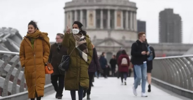 Boris Johnson, İngiltere'de tüm Covid kısıtlamalarının kaldırılacağını açıkladı