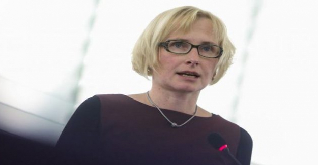 Katerine Koniçna: ABD Güçlerinin Suriye ve Bazı Ülkelerdeki Varlığı Yıkımı Yaymayı Amaçlıyor