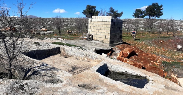 Jandarma farketti yer yerinden oynadı