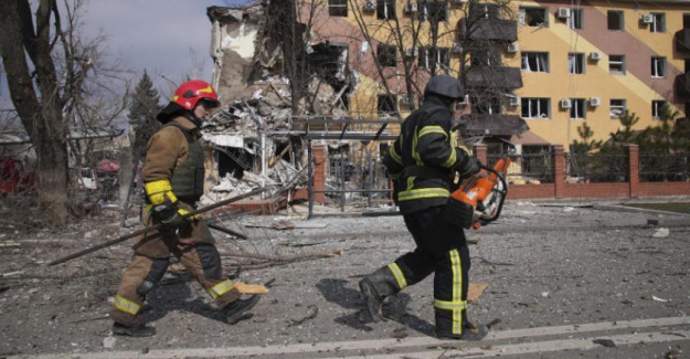 Rusya, Mariupol’da Türk vatandaşları da dahil 80’den fazla sivilin bulunduğu camiyi bombaladı