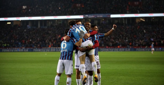 Şampiyonluk için gün sayan Trabzonspor, Göztepe engelini de 4 gol ile aştı