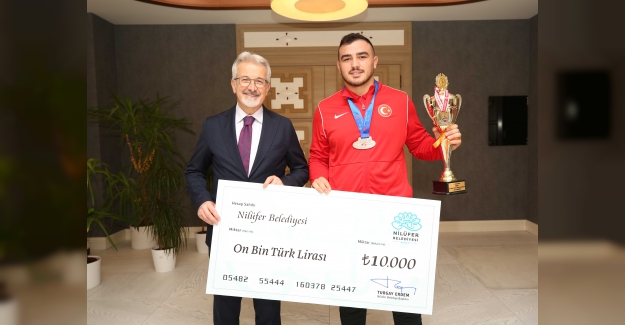 Adil Mısırcı Avrupa’dan Nilüfer'e madalya ile döndü