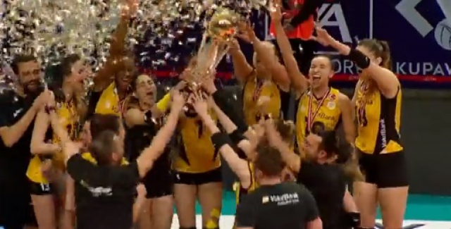 Cumhurbaşkanı Erdoğan'dan, Vakıfbank Kadın Voleybol Takımına Şampiyonluk Kutlaması