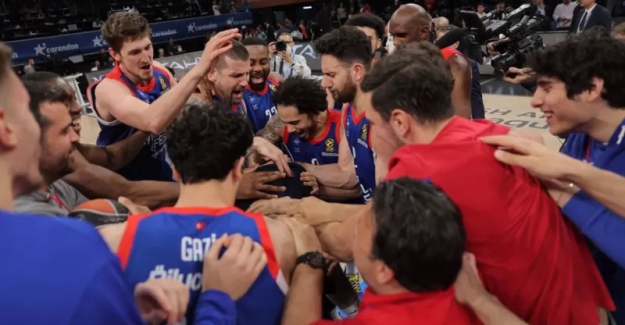 Efes-Milan maçı İtalya basınında: 'Mükemmel bir Pleiss, yakıcı bir elenme'